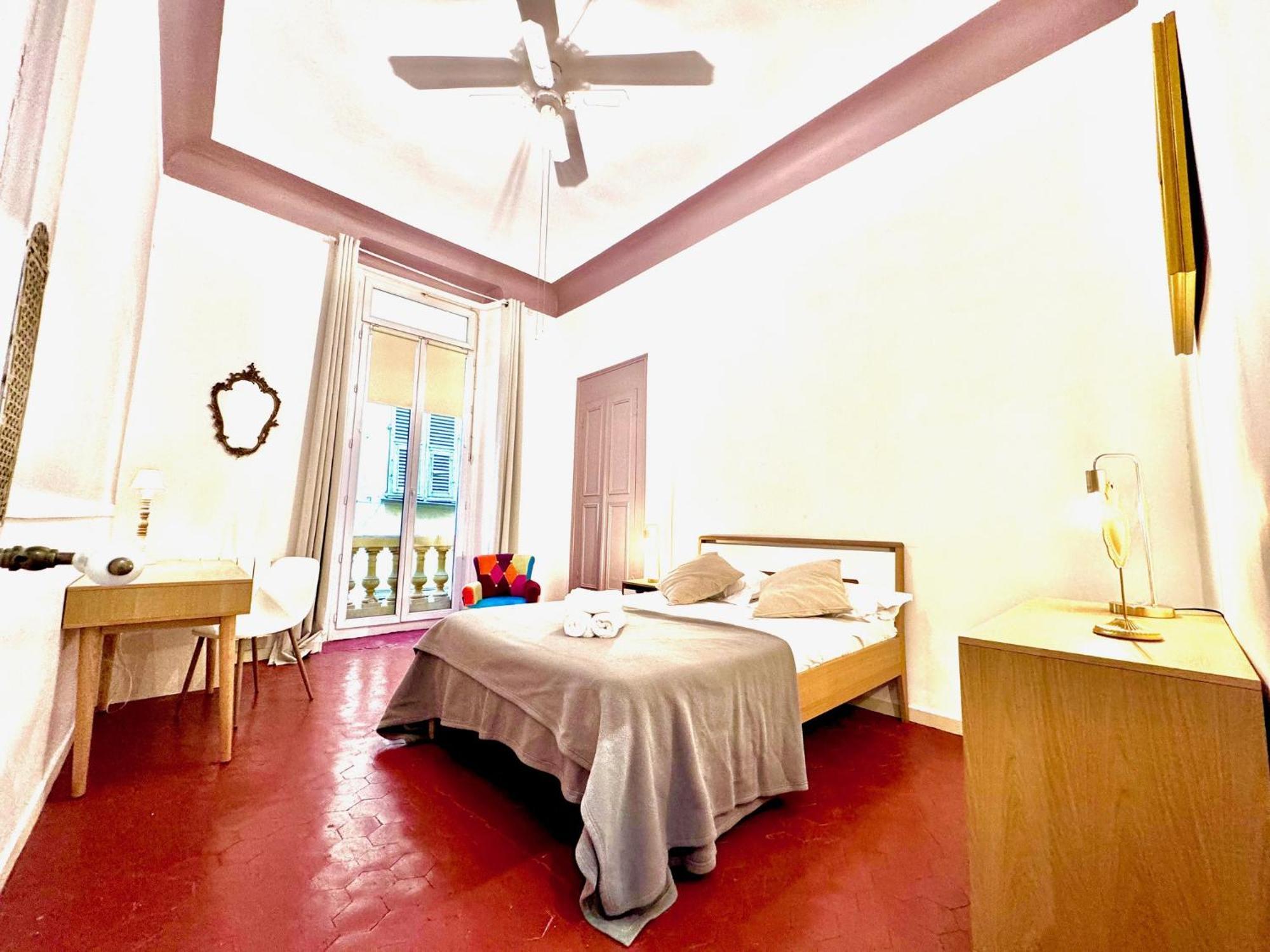 ApartHotel riviera - Old town - Charm 2 Bedrooms Apartement - 5mn beach - Pont Vieux 2 Nice Buitenkant foto