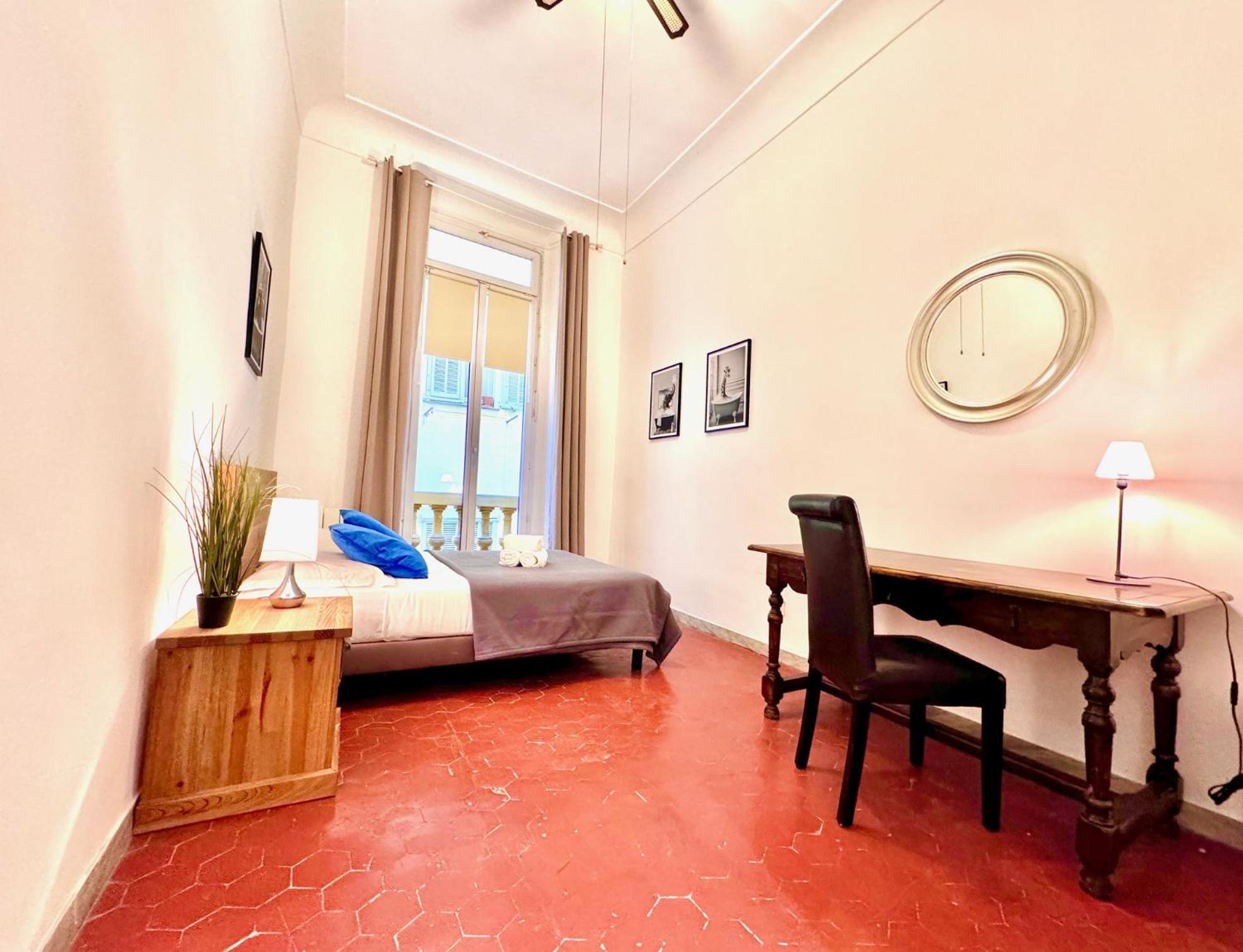 ApartHotel riviera - Old town - Charm 2 Bedrooms Apartement - 5mn beach - Pont Vieux 2 Nice Buitenkant foto